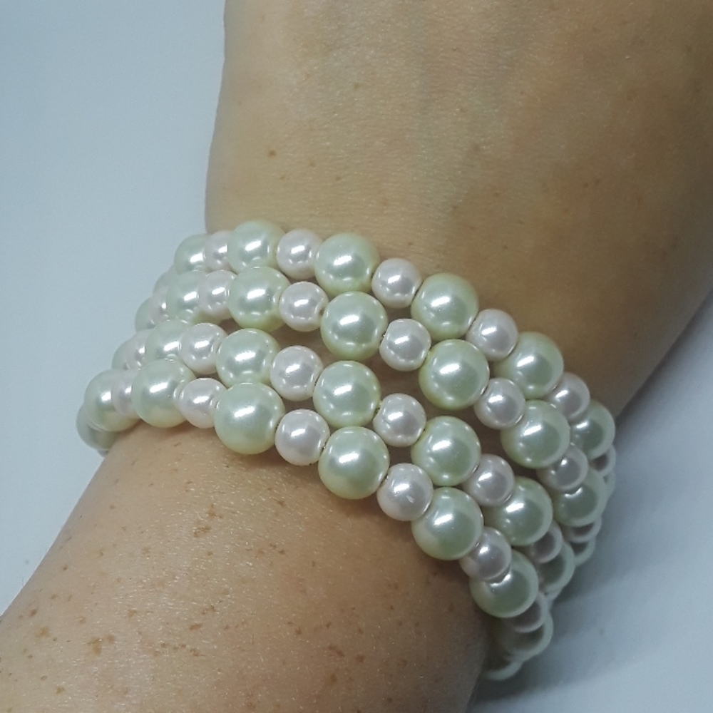 Handmade Faux Pearl Warp bracelet